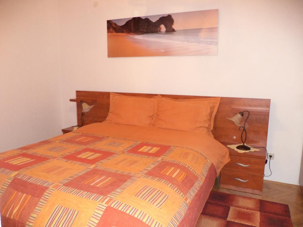 Cool Apartment Split Chambre photo